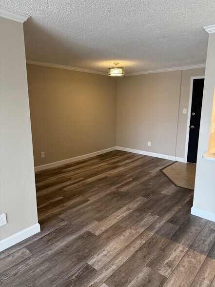 Dining room - 2 Adams St