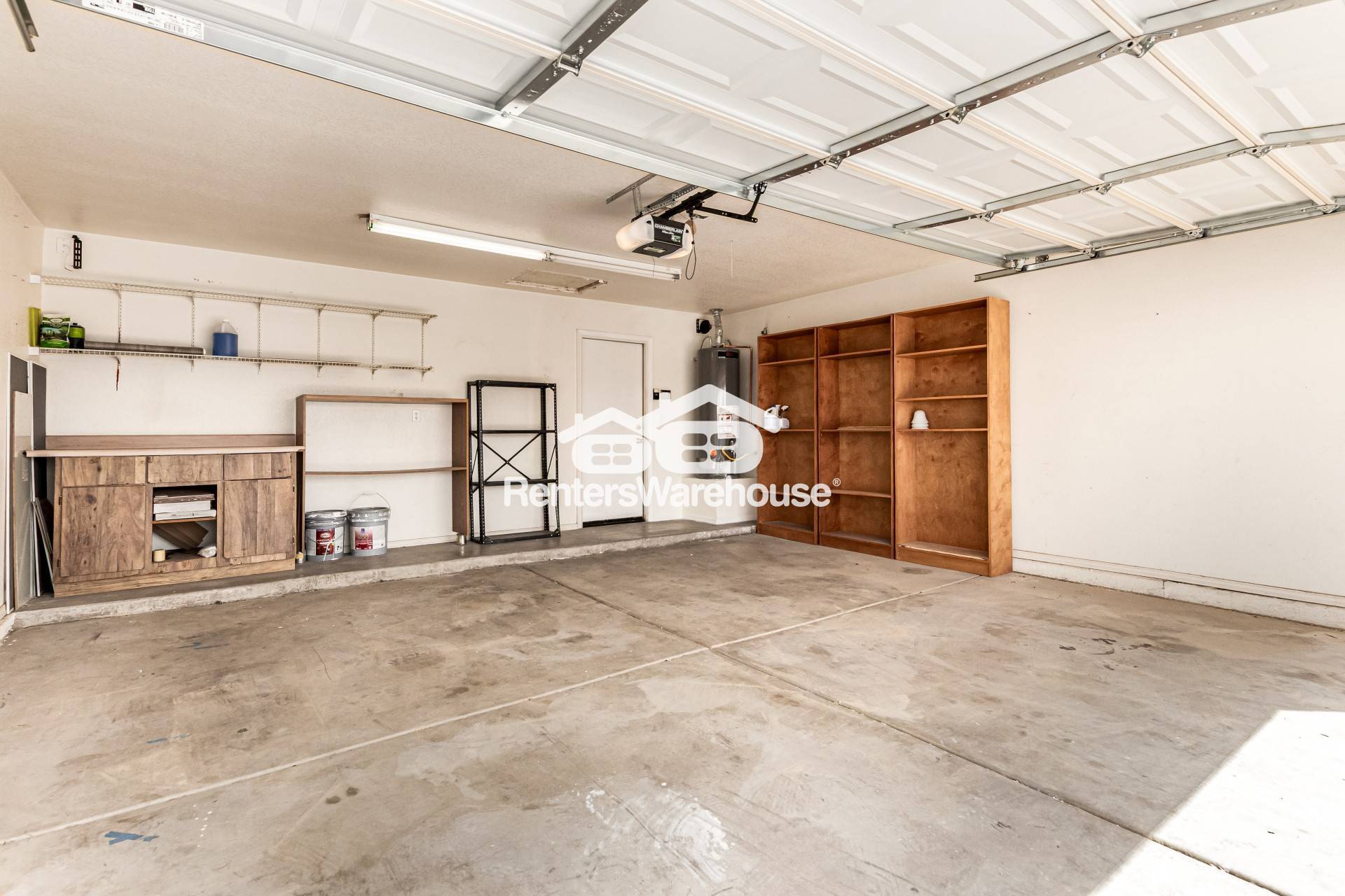 Building Photo - 8622 W Davis Rd