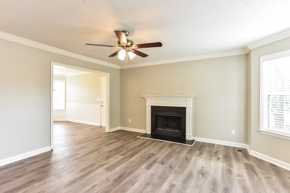 Building Photo - 311 Shadylake Dr