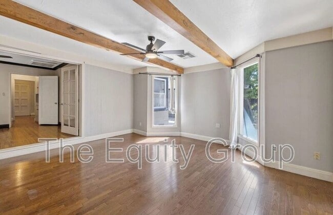 Building Photo - 1708 W Myrtle Ave