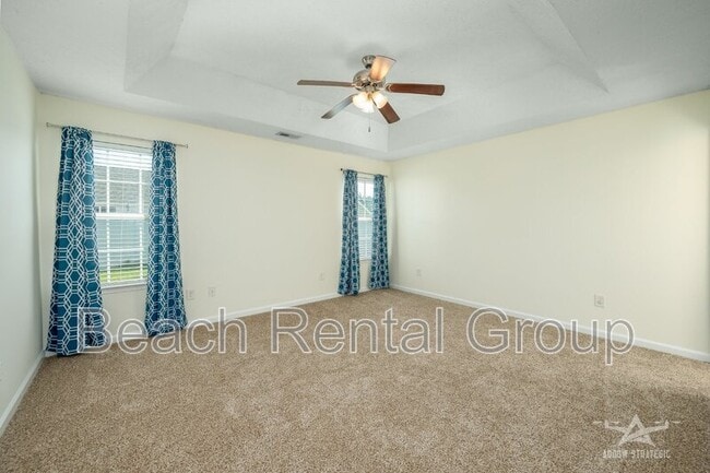 Building Photo - 170 Woodland Pk Lp