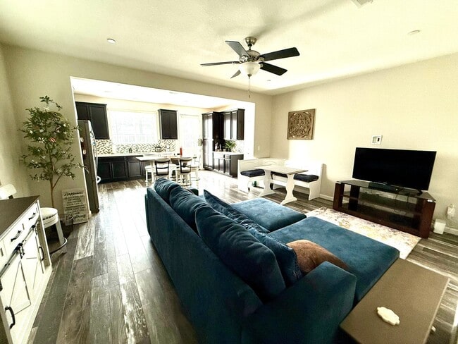 Building Photo - 10904 Arrington Dr