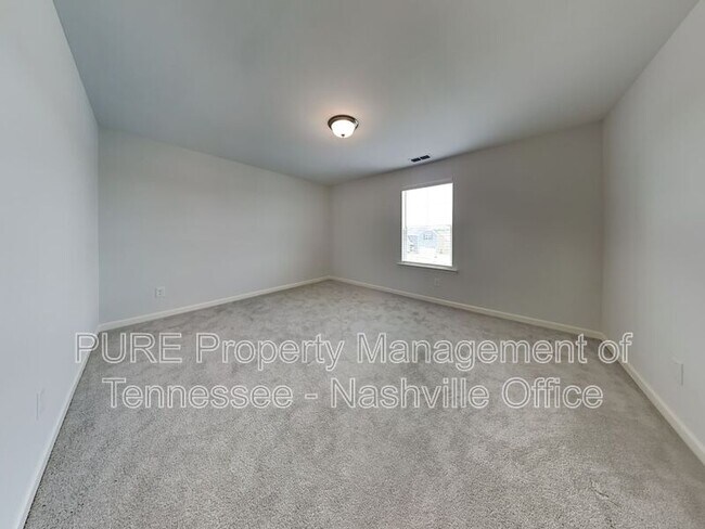 Building Photo - 400 Zeffer Ct