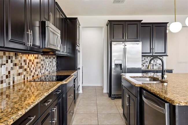 Building Photo - 3750 Mount Vernon Way