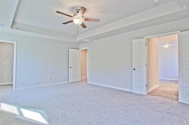 Building Photo - 1406 Weeping Tree Dr