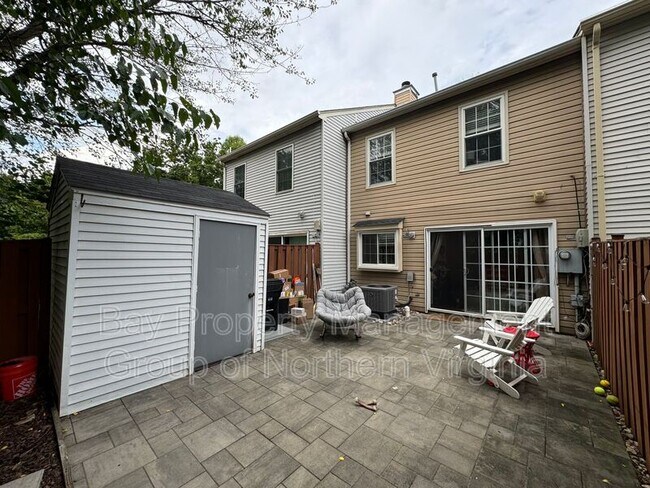 Building Photo - 6502 Morning Glen Ct
