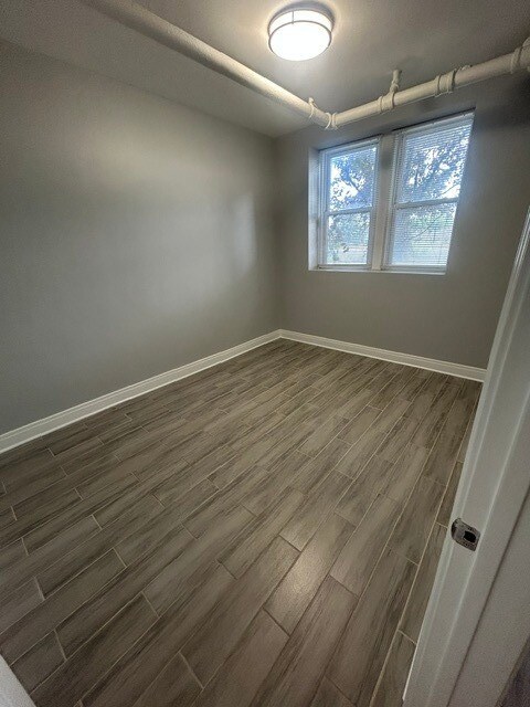 Building Photo - 2838 W Addison St