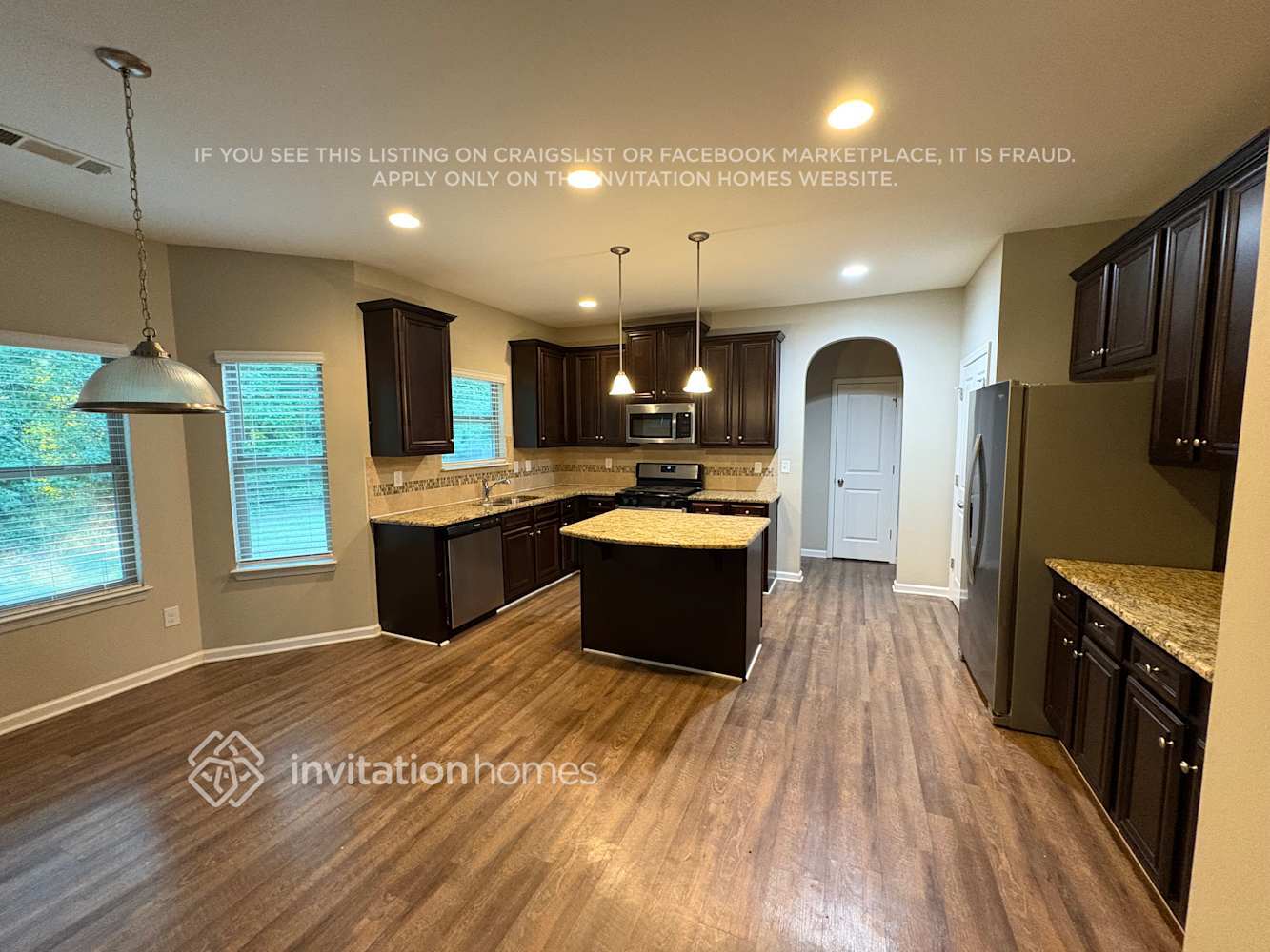 Building Photo - 340 Madison Grace Ave