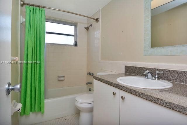 Building Photo - 2101 NE 68th St