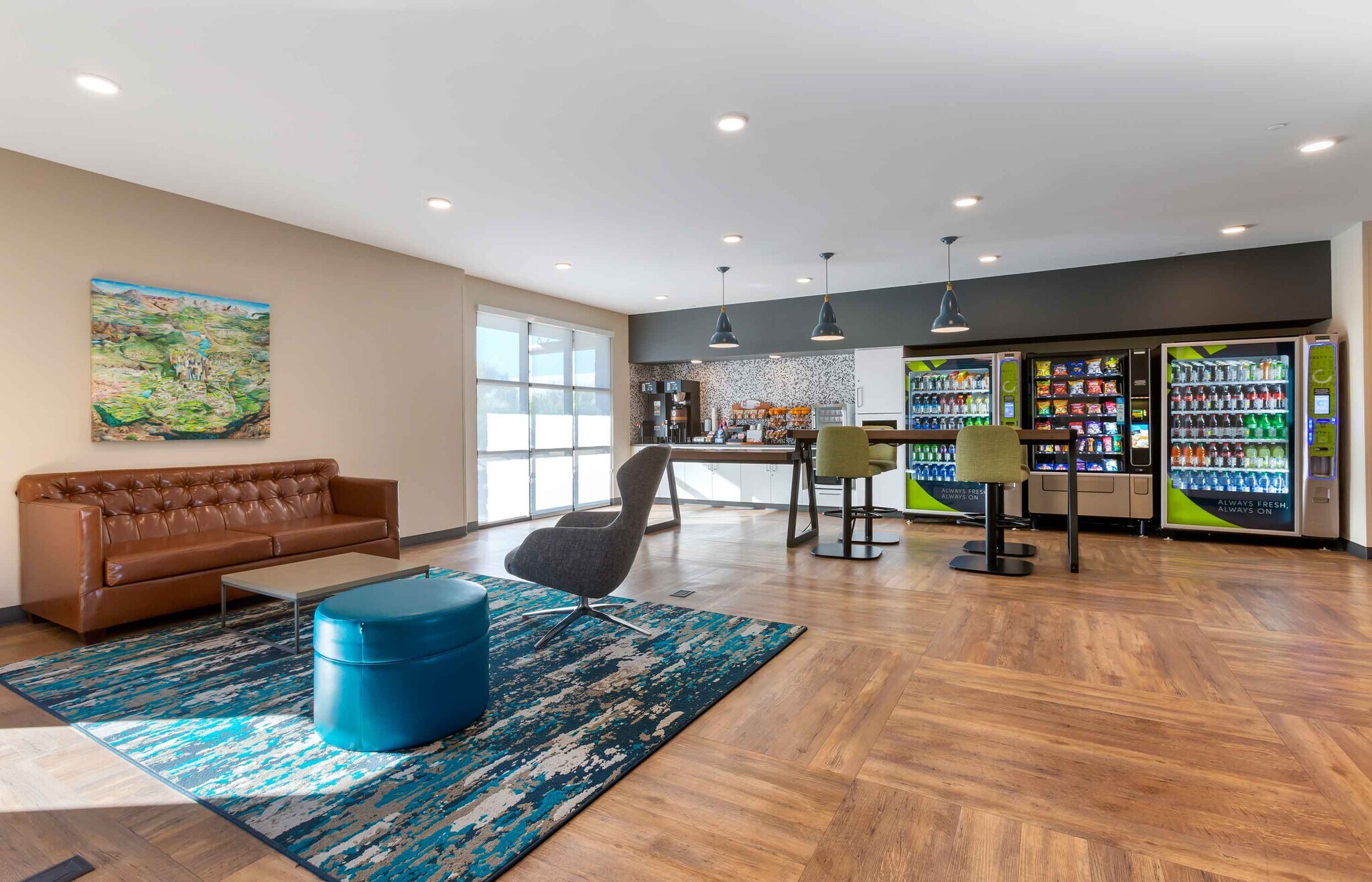 Building Photo - Furnished Studio-Chandler