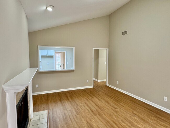 Building Photo - 3-Bedroom patio home with so much to love!