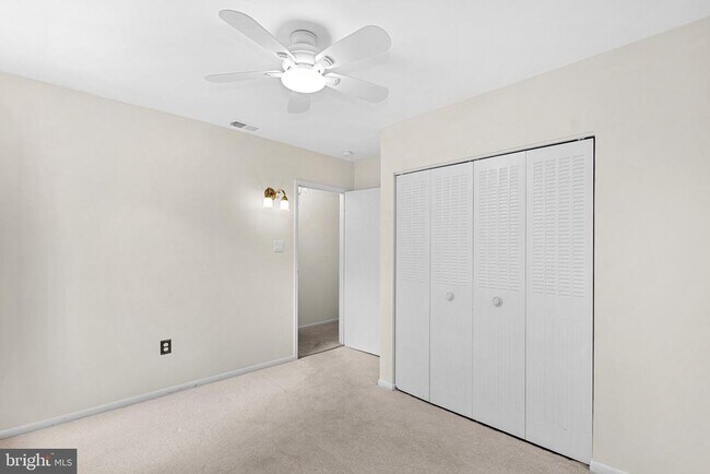 Building Photo - 11545 Hearthstone Ct