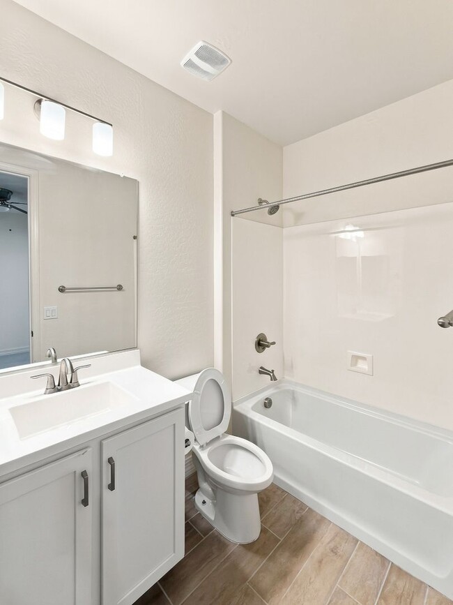 Building Photo - Luxury SMART HOME For Rent!