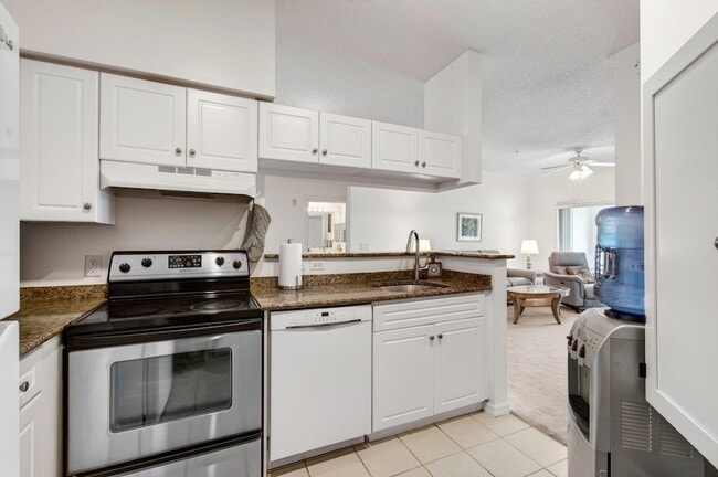 Building Photo - 3415 Tuscany Way