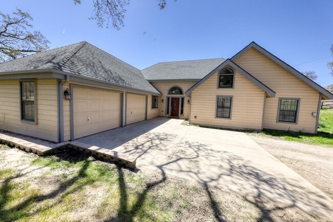 Building Photo - 24121 Martingale Way