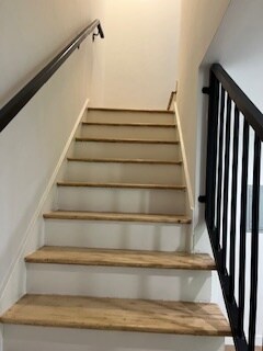 Stairs up - 1725 1/2 Malcolm Ave