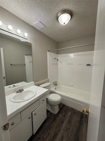 Building Photo - 250 N Bryan Cir