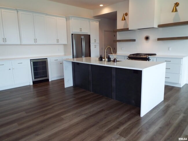Building Photo - 6745 Joseph Wy