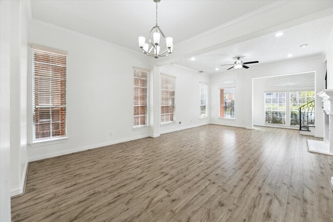 Building Photo - 13639 Brookbluff Ln