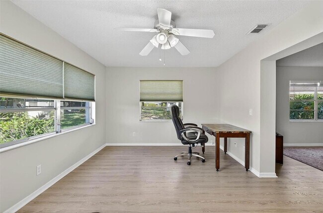 Building Photo - 2113 Hailstone Cir