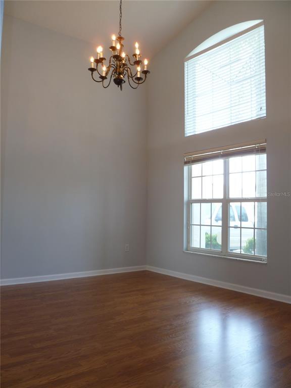 Building Photo - 6936 Cohasset Cir