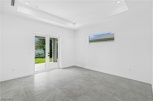 Building Photo - 512 NW 35th Pl