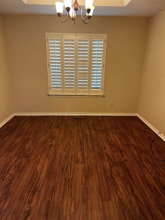 Building Photo - Spacious home for a Great Price! Edmond Sc...