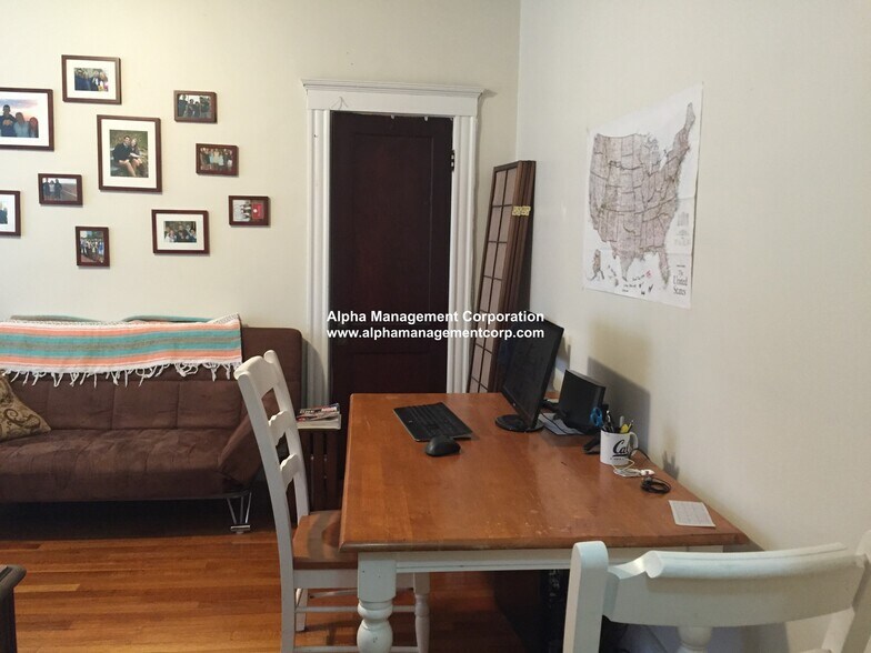 Building Photo - 17-19 Washington St. Unit 309