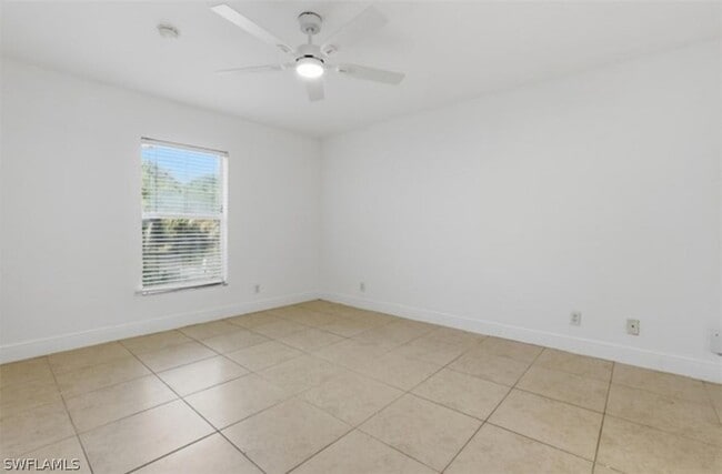 Building Photo - 2354 NW 36th Pl