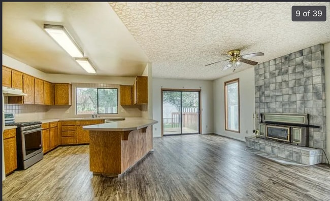 Building Photo - Felida 4 Bedroom with ADA bathroom