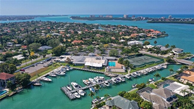 Building Photo - 245 Bird Key Dr