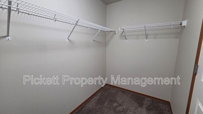 Building Photo - 2523 Filbert Ave