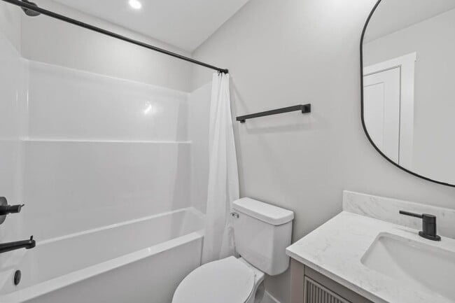 Building Photo - 112 Shipman Dr