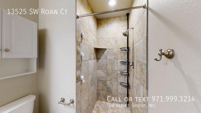Building Photo - 13525 SW Roan Ct