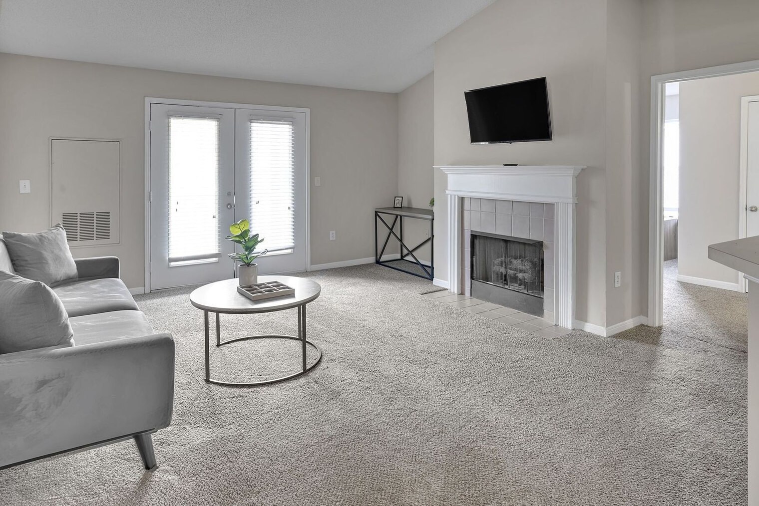 Building Photo - 2805 Wildwood Crossings Dr