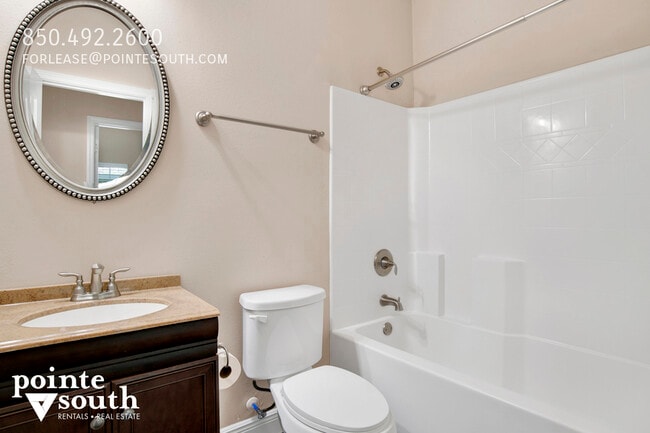 Building Photo - 12919B Churchill Dr