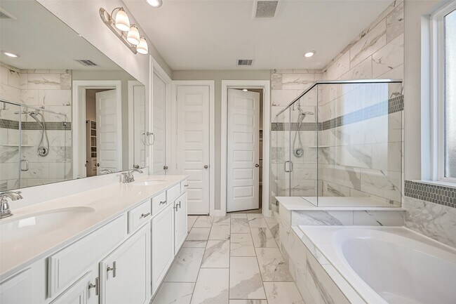 Building Photo - 2641 Summer Indigo Trl