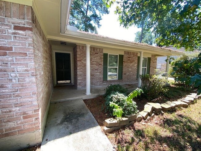 Building Photo - 29022 Cherrywood Ln