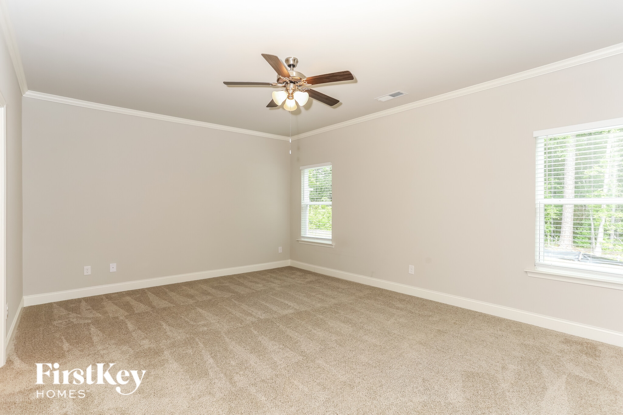 Building Photo - 208 Cheshire Dr