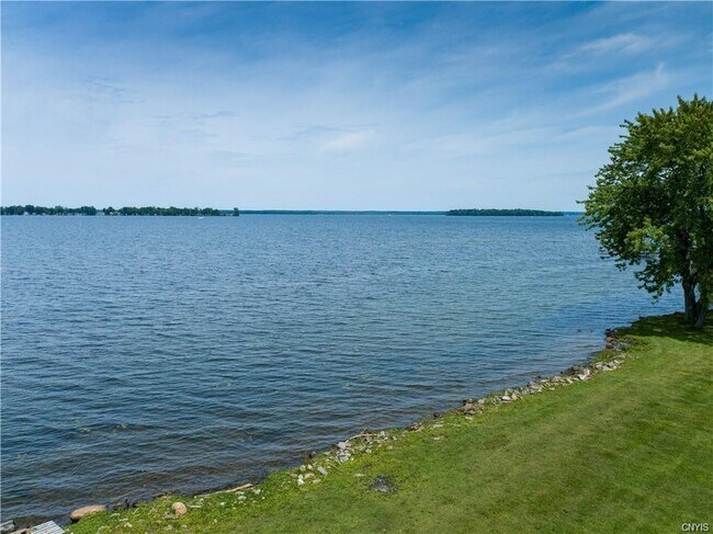 Building Photo - 8861 Shellman Dr