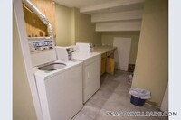 Building Photo - 59 Pinckney St