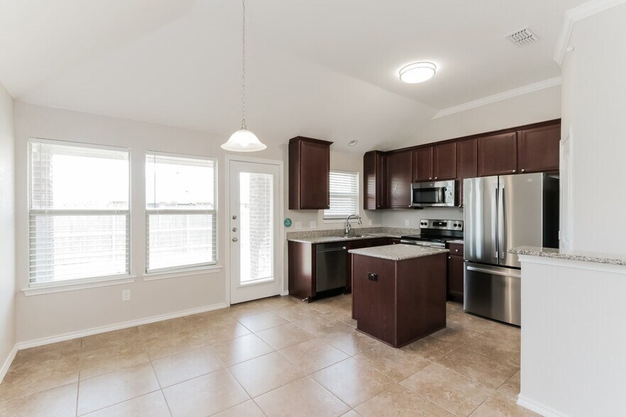 Building Photo - 318 Billy Wickliffe Dr