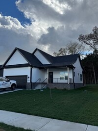 Building Photo - 2721 Cedrus Ave