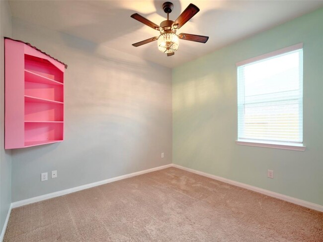 Building Photo - 8019 Vacek Meadows Loop