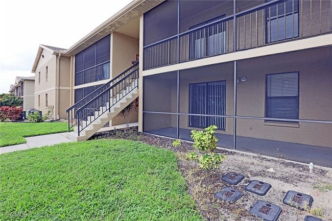 Building Photo - 5311 Summerlin Rd