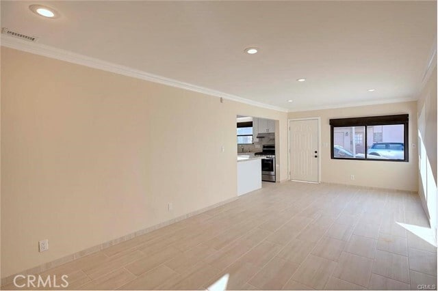 Building Photo - 6800 W Oceanfront