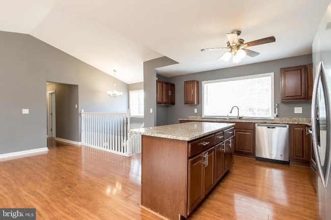 Building Photo - 6204 Barrowfield Ct