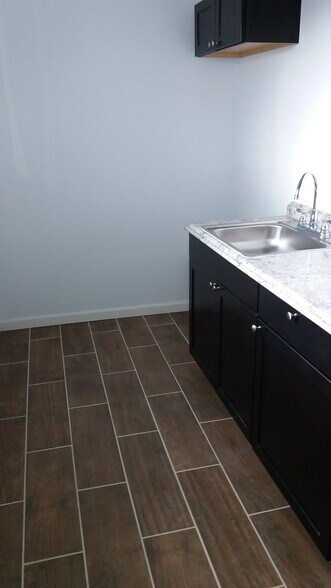 Building Photo - 3401 Belfort Ave