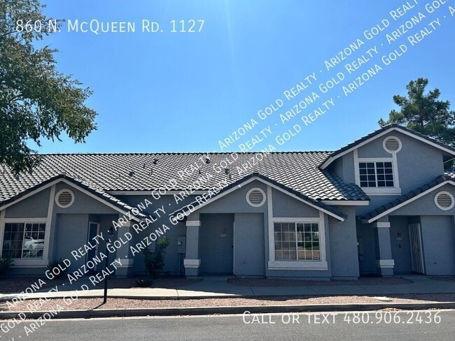 Building Photo - 860 N McQueen Rd