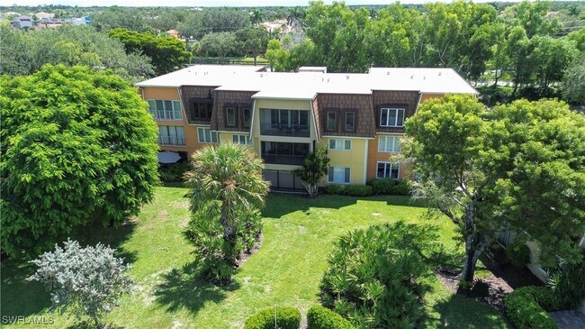 Building Photo - 1850 Bald Eagle Dr